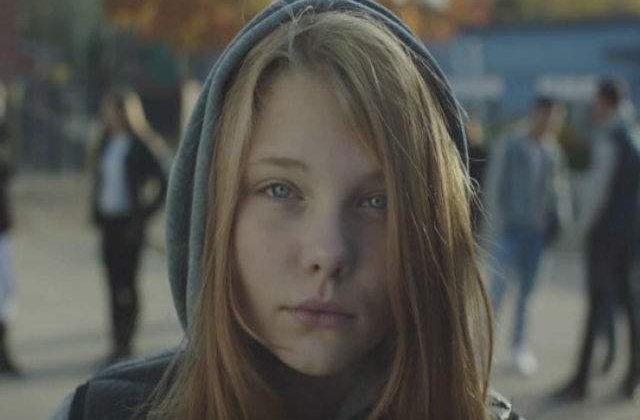 [VIDEO] #DearDady: Clipul care incurajeaza tatii sa lupte impotriva sexismului