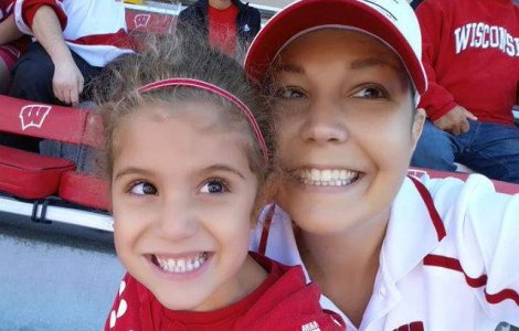  Foto  Dupa ce a murit de cancer, mama a lasat fiicei o scrisoare emotionanta