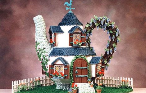  Top  Rezisti tentatiei? Case din turta dulce, prea frumoase sa fie mancate