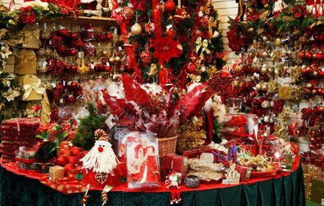 Programul magazinelor cu ocazia sarbatorilor de iarna