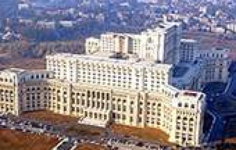 Summitul NATO bate la Casa Poporului