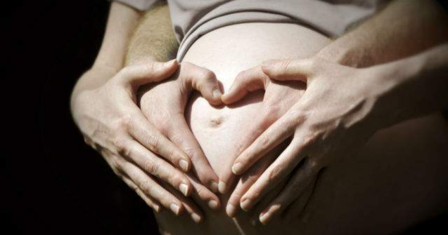 Adela Popescu si Radu Valcan vor deveni parinti pentru prima data