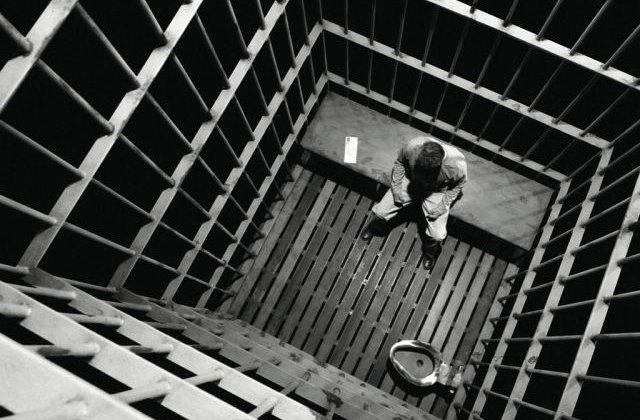 Roman, condamnat la 44 de ani de inchisoare in Spania, pentru proxenetism si tortura