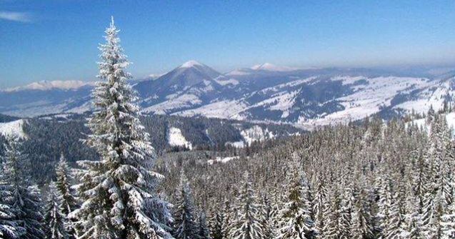 Cat au cheltuit romanii in vacanta de Revelion in tara si in strainatate