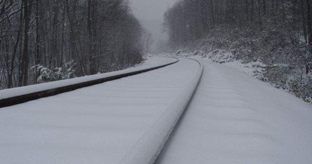 Trenurile de calatori circula cu restrictii de viteza