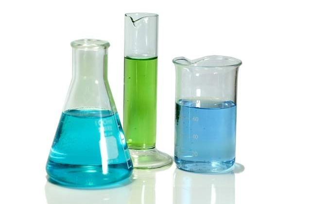 Tabelul periodic al elementelor, completat cu 4 noi simboluri. Manualele de chimie, depasite