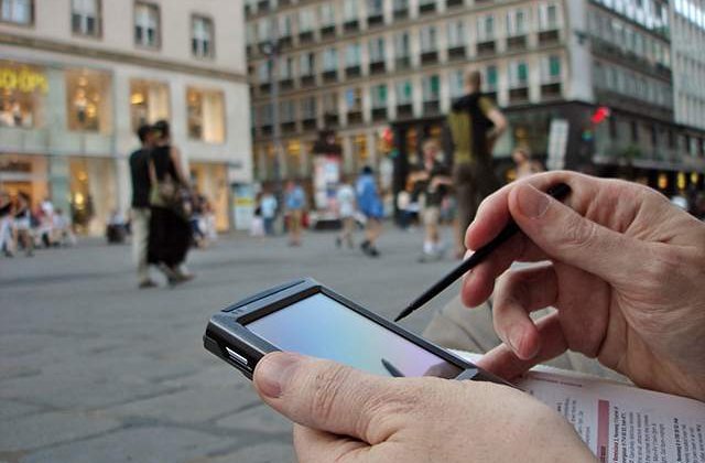 Franta: Orange si Bouygues Telecom negociaza o posibila fuziune