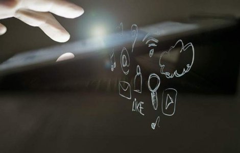 Twitter se gandeste sa renunte la limita de 140 de caractere/mesaj