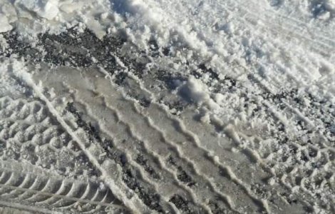 Capitala: Firmele care se ocupa de deszapezire, amendate pentru a doua zi consecutiv