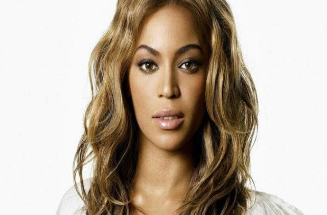 Beyonce, alaturi de trupa Coldplay, la Super Bowl 2016