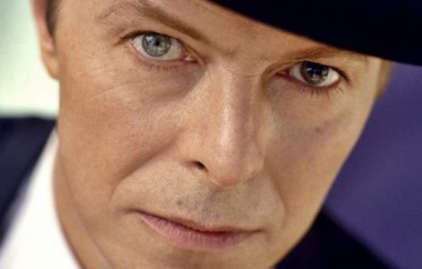  Video  Legendarul muzician britanic David Bowie a incetat din viata