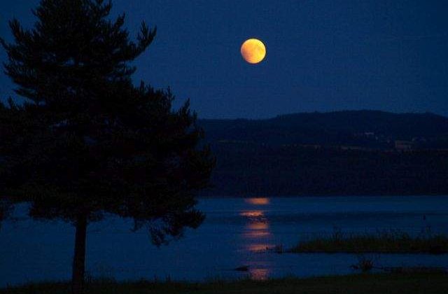 Luna nu este rotunda! 10+1 Fapte surprinzatoare despre satelitul natural al Pamantului