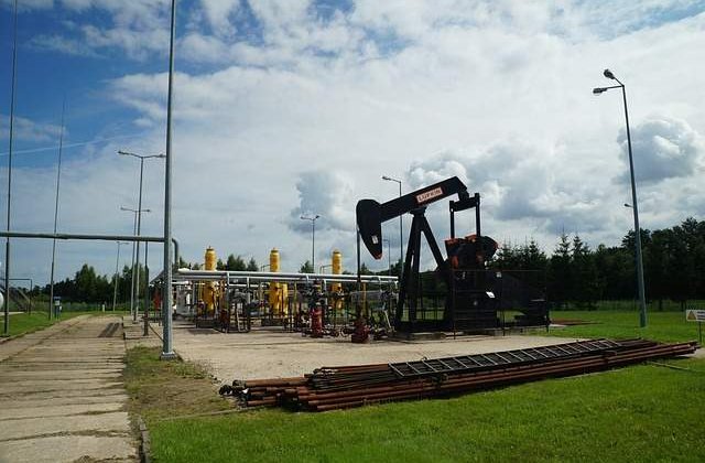 Preturile petrolului, la minimul ultimilor 12 ani