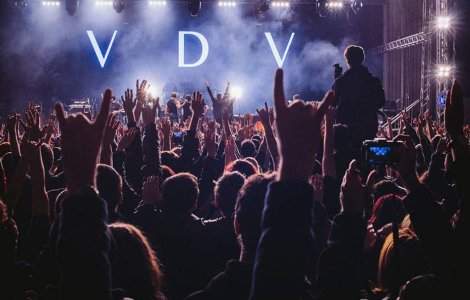 Trupa Vita de Vie sarbatoreste 20 de ani de activitate