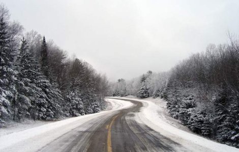 Autostrada A2 si 18 drumuri nationale, inchise din cauza vremii