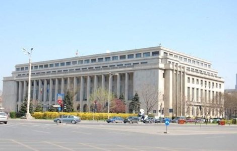 Guvernul discuta abrogarea exceptarii plagiatelor demnitarilor de la prevederile generale