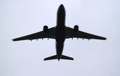 Angajatii din Aeroportul "Henri Coanda" fac vineri greva