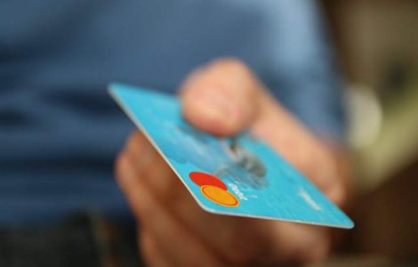8 lucruri pe care orice roman trebuie sa le stie inainte de a imprumuta bani