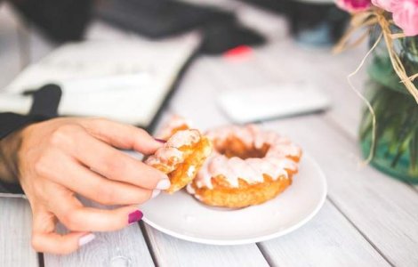 Cele doua moduri in care zaharul preia controlul asupra creierului