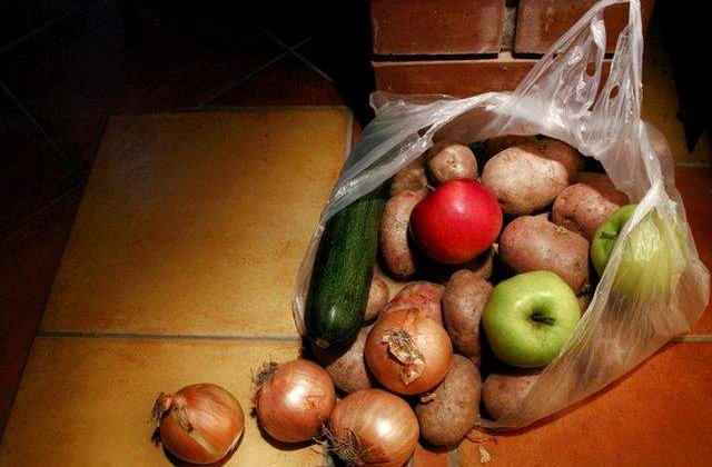 Nu mai face asta! Cum NU trebuie sa depozitezi alimentele