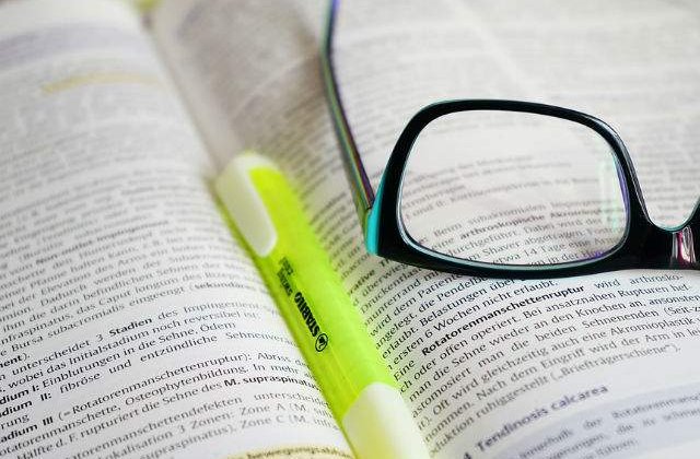 Elevii romani, printre primii din Europa la studiul limbilor straine