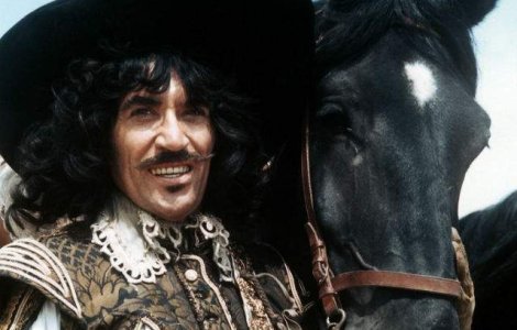  Video  Porthos din "Cei trei muschetari" a murit la 89 de ani