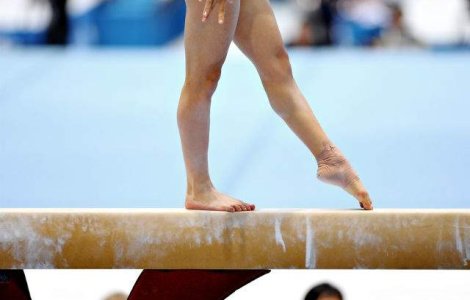 Miscarea incredibila inventata de o gimnasta
