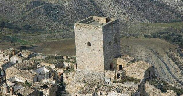  Top  TOP 8 "orase-fantoma" din Europa pe care trebuie sa le vizitezi