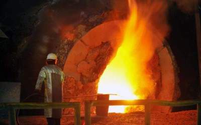 ArcelorMittal vrea sa vanda...