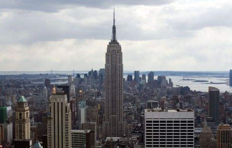 O drona civila s-a lovit de Empire State Building. Un suspect, arestat