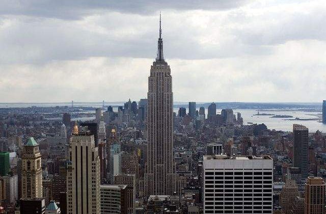 O drona civila s-a lovit de Empire State Building. Un suspect, arestat