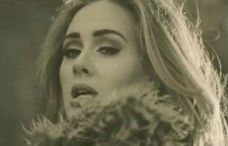 Cine a primit premiul pentru cel mai bine vandut artist al anului 2015