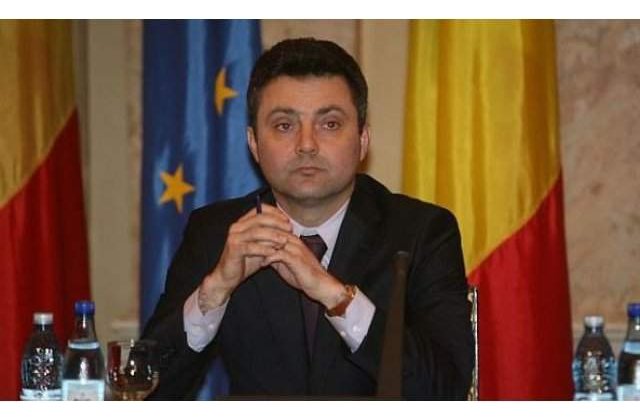 Tiberiu Nitu, urmarit penal pentru complicitate la abuz in serviciu