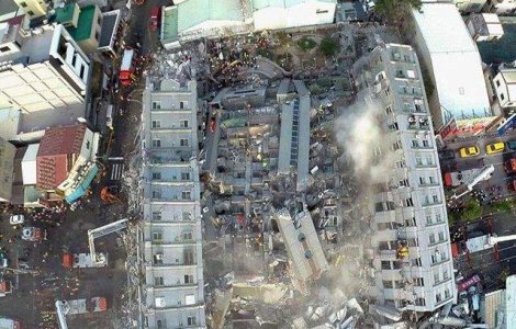 Cutremurul din Taiwan: Dezvoltatorul unui bloc de 17 etaje, arestat