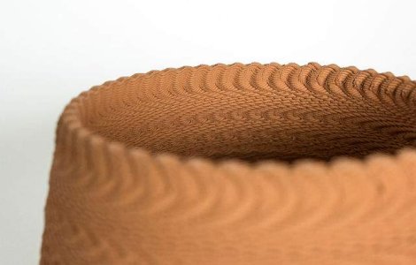 Superb! Aceste vase de ceramica imita vibratiile sunetului