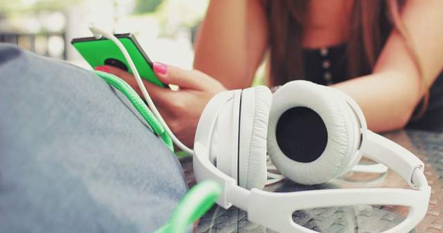  Top   Video  Le-ai putea reasculta? Cele mai AGASANTE cantece ale ultimilor ani