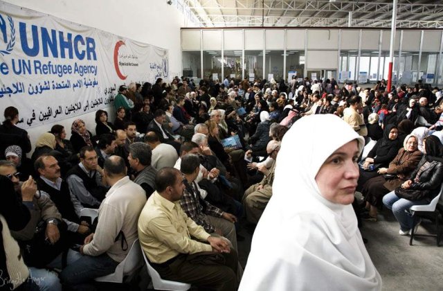 Mii de refugiati irakieni pleaca din Finlanda si se intorc in tara lor