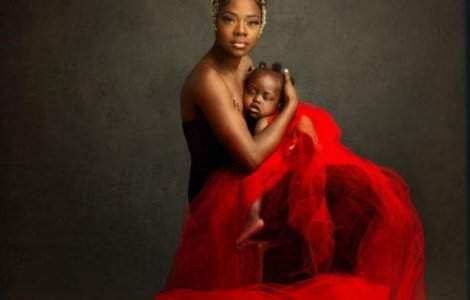 O vanzatoare de paine a primit un contract de modeling. Uite de ce