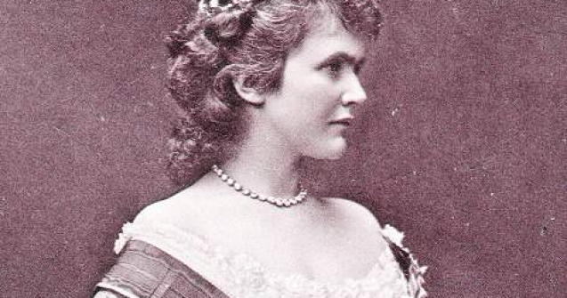 Regina Elisabeta a Romaniei, comemorata la biserica din Savarsin