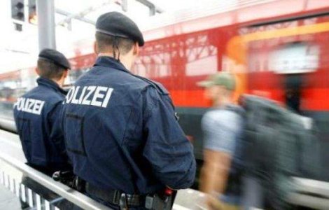 Austria investigheaza doi suspecti in cazul atentatelor din Paris