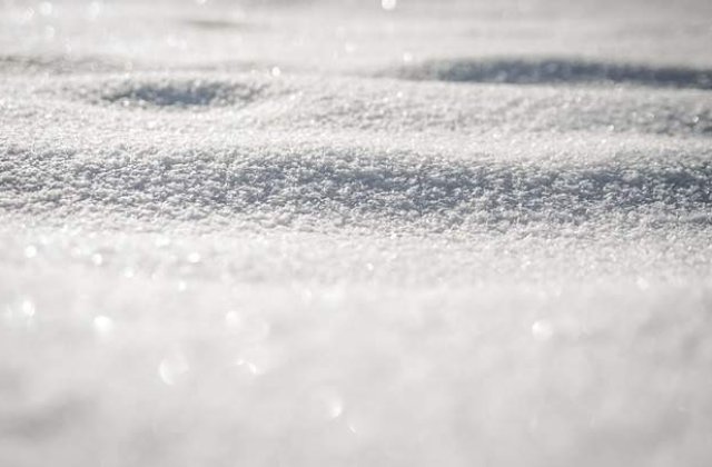 Informare ANM: Vant puternic si ninsori in mai multe zone montane