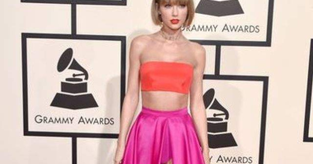  Top  Grammy 2016: Cele mai frumoase rochii de pe covorul rosu