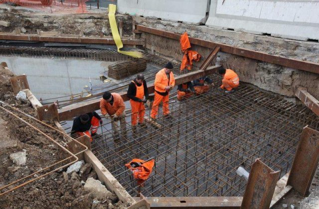 Pasajul Piata Sudului trebuie terminat pana la sfarsitul lui iunie