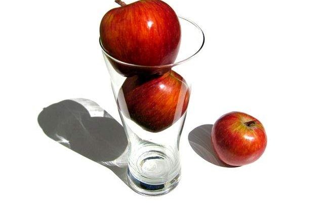 10+1 motive pentru care ar trebui sa bei otet din cidru de mere