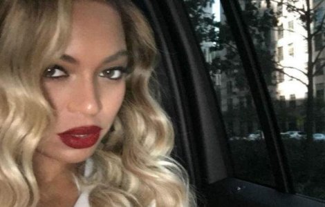 Beyonce a pozat fara machiaj pentru coperta revistei Garage