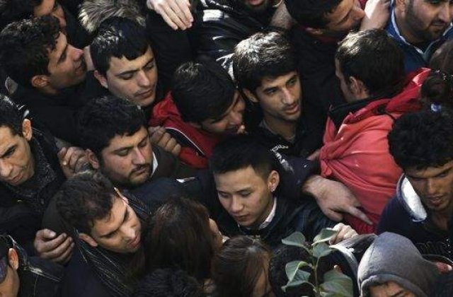 Germania "a pierdut" 130.000 de migranti inregistrati