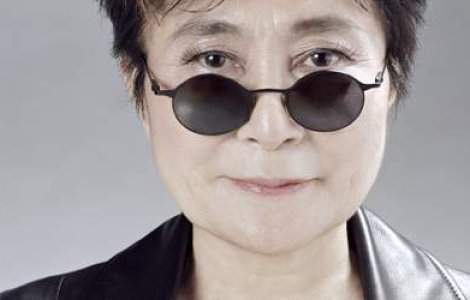 Yoko Ono, vaduva cantaretului John Lennon, a fost externata