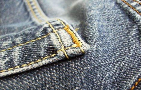 Uimitor! Motivul pentru care nu trebuie sa spalam blugii