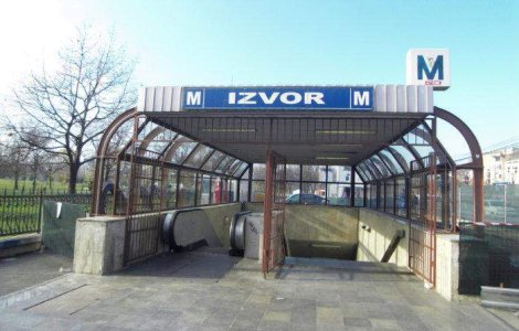 Un barbat a murit dupa ce s-a aruncat in fata trenului de metrou