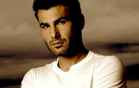 Mutu va merge in Italia pentru a-si lua licenta de antrenor